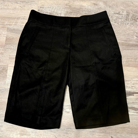 Izod Women’s Golf Shorts Size 4 Sun Control Black NWT - Picture 4 of 15